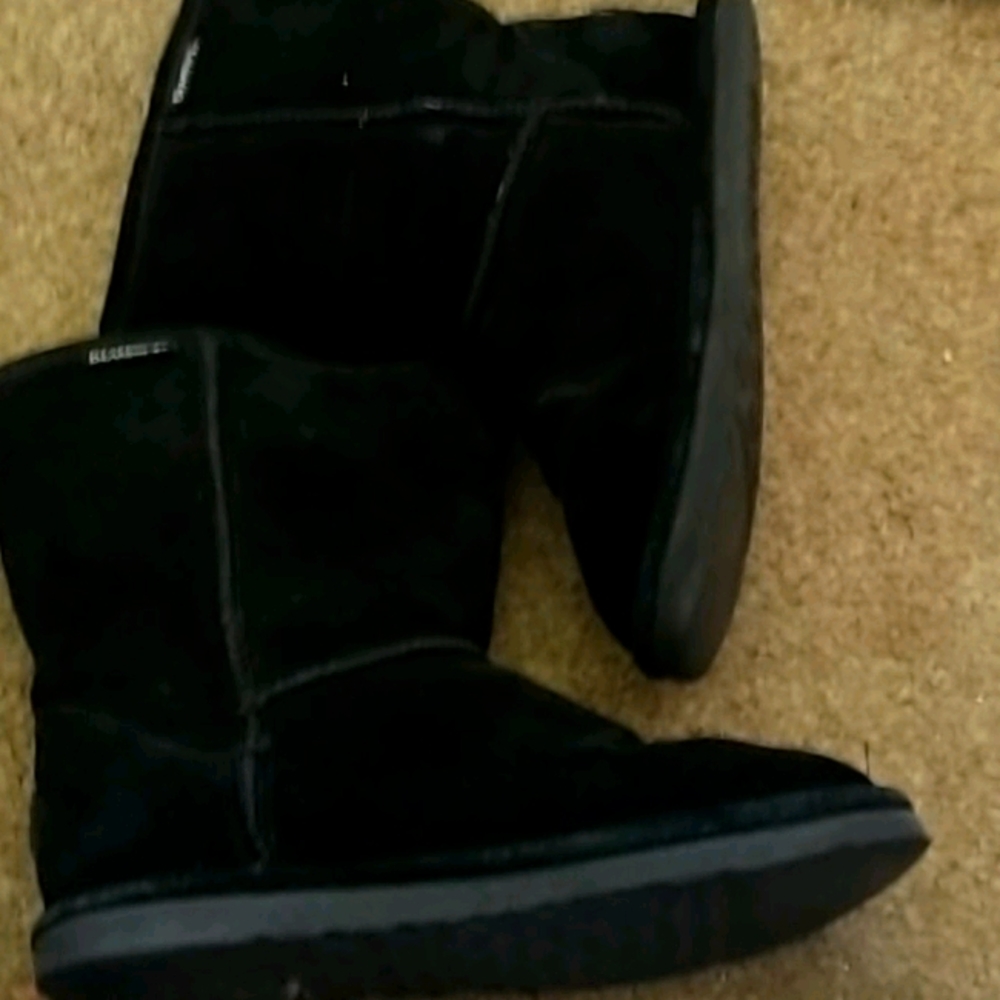 Boots - Picture 2 of 6